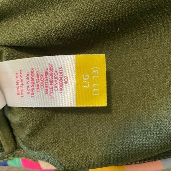 NO Boundaries swim top. Size Large 11/13. - Picture 6 of 7